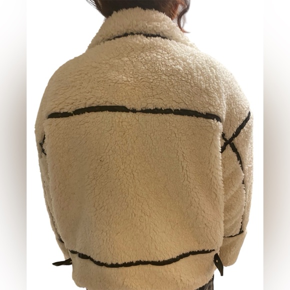 Coat L/xl - Picture 2 of 3